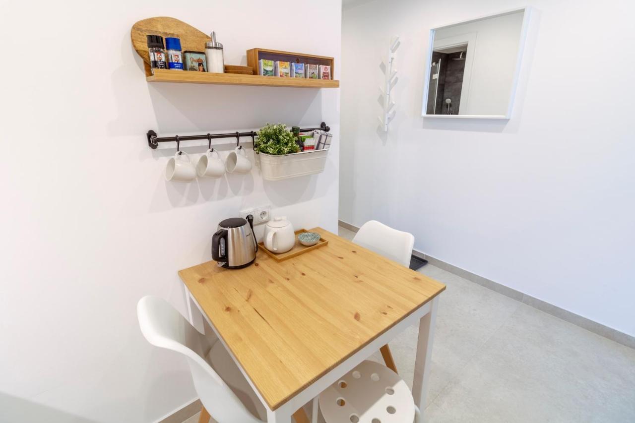 Boutique Sky City Apt. With Balcony / Top Spot Vienna Exterior photo